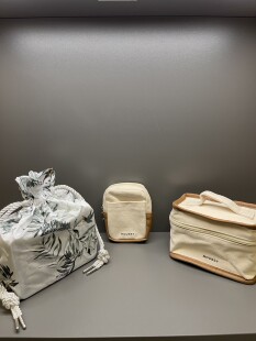 上新 内里惊艳 出口日本m帆布配牛皮化妆包小收纳包