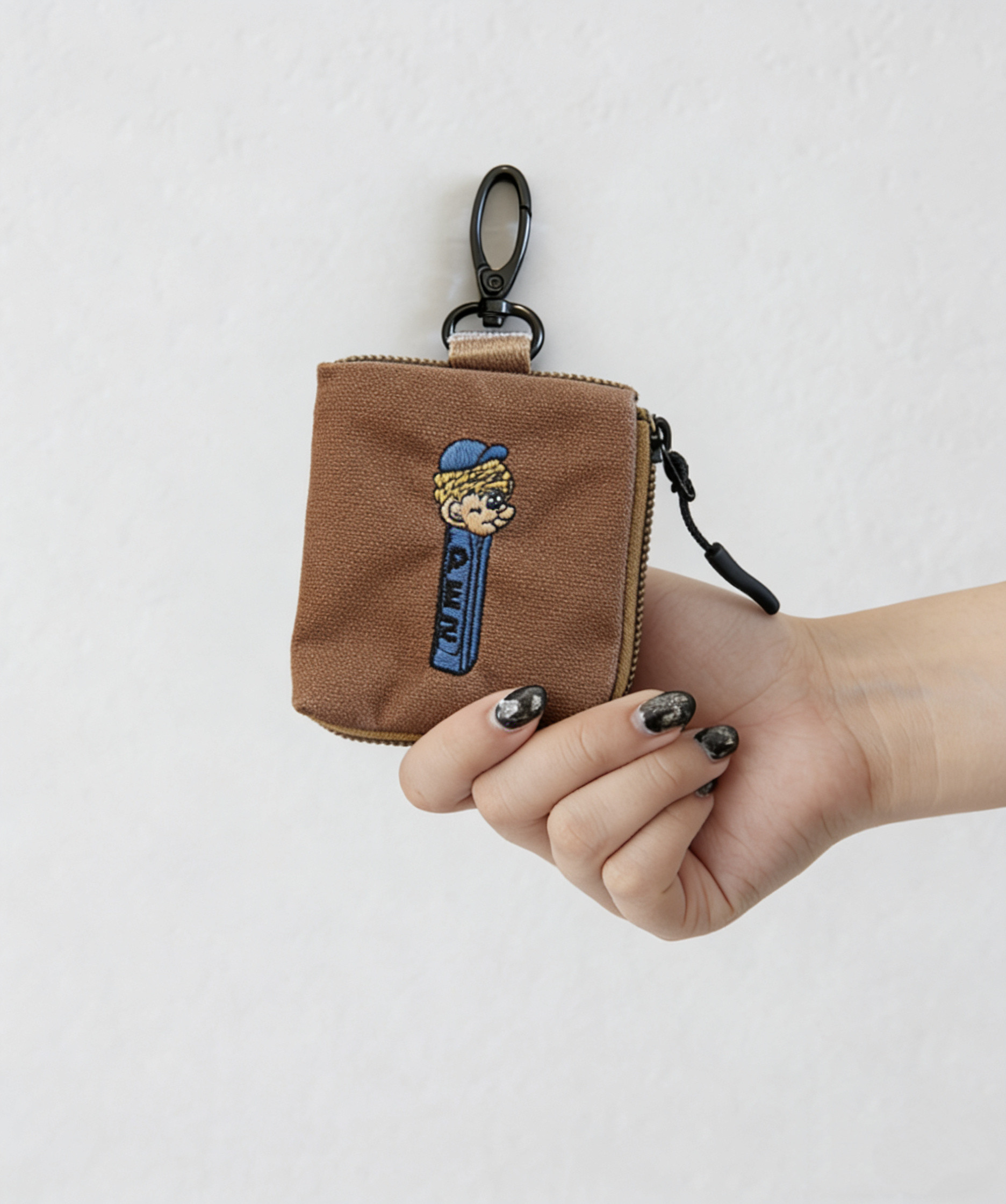 日单p*z牛津纺可爱刺绣图案拉链钥匙包零钱包耳机包卡包挂饰