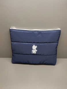 ；折叠S包 可放入iPad 上新 出日本夹棉大收纳包