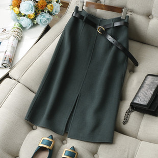 低调抢眼有风格 包臀半身裙送皮带 显白绿色前开叉双面羊毛呢修身