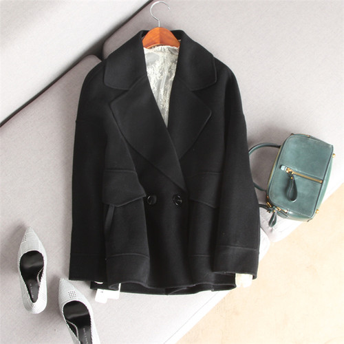 名媛复古风上身一般高端羊毛大衣