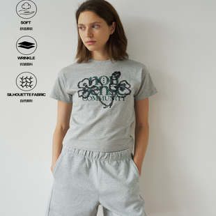 NOSD by BUllSHITLAB 运动系列 女装短款正肩“手绘小花”T