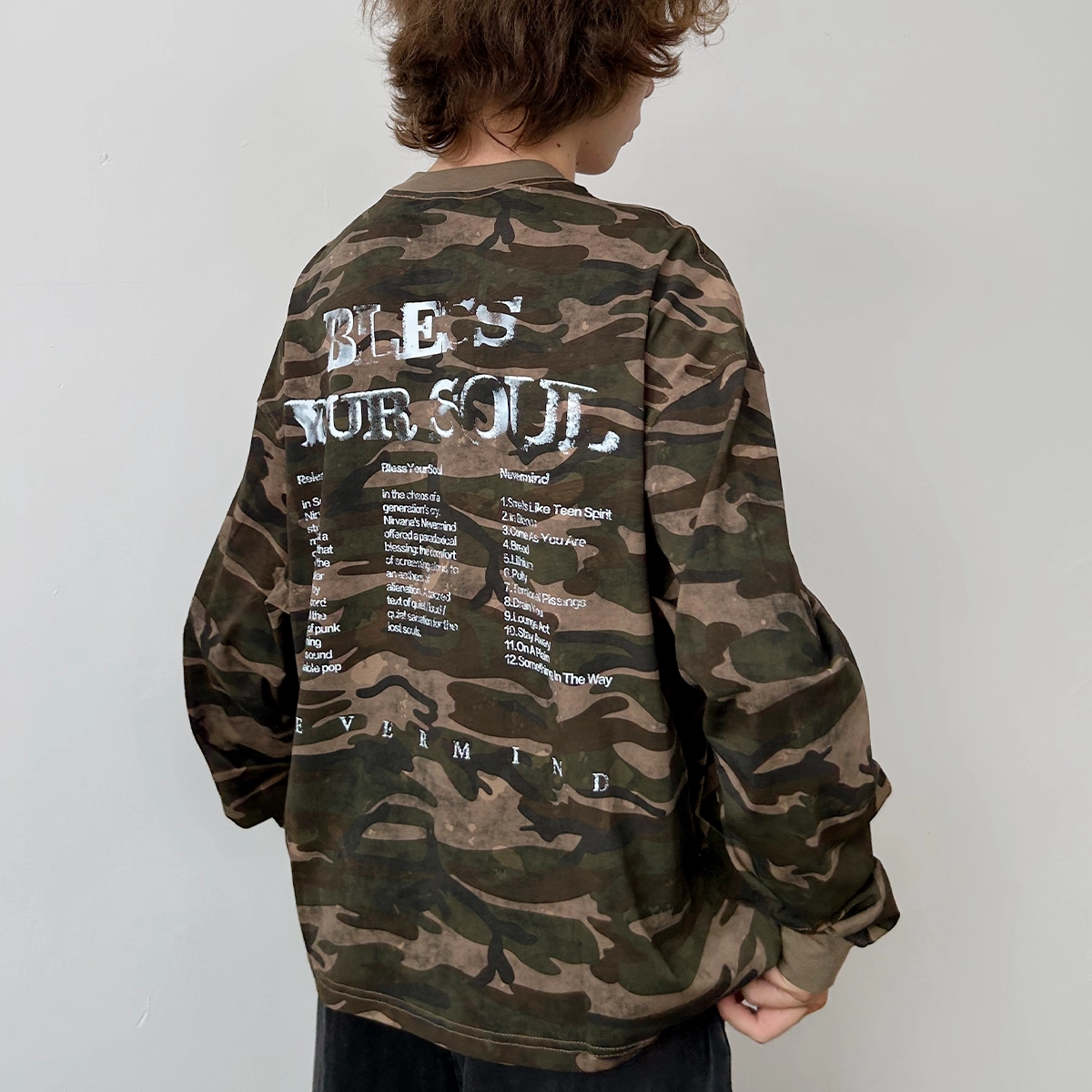 NOSD by BUllSHITLAB 25FW 音乐系列 “BlessYourSoul”迷彩长袖T