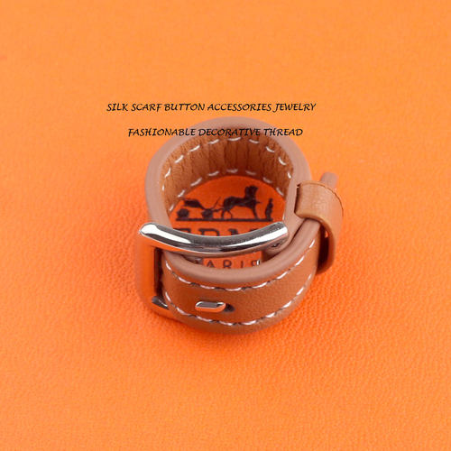 皮扣简约高级感Twilly丝巾扣环披风骏马百搭披肩扣配饰方巾打结扣