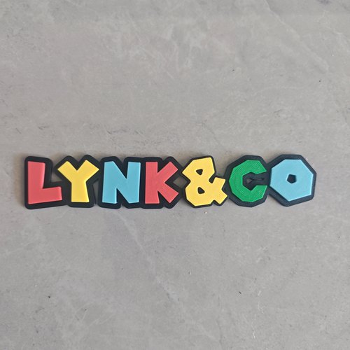领克LYNK&CO马里奥彩色3D立体车标