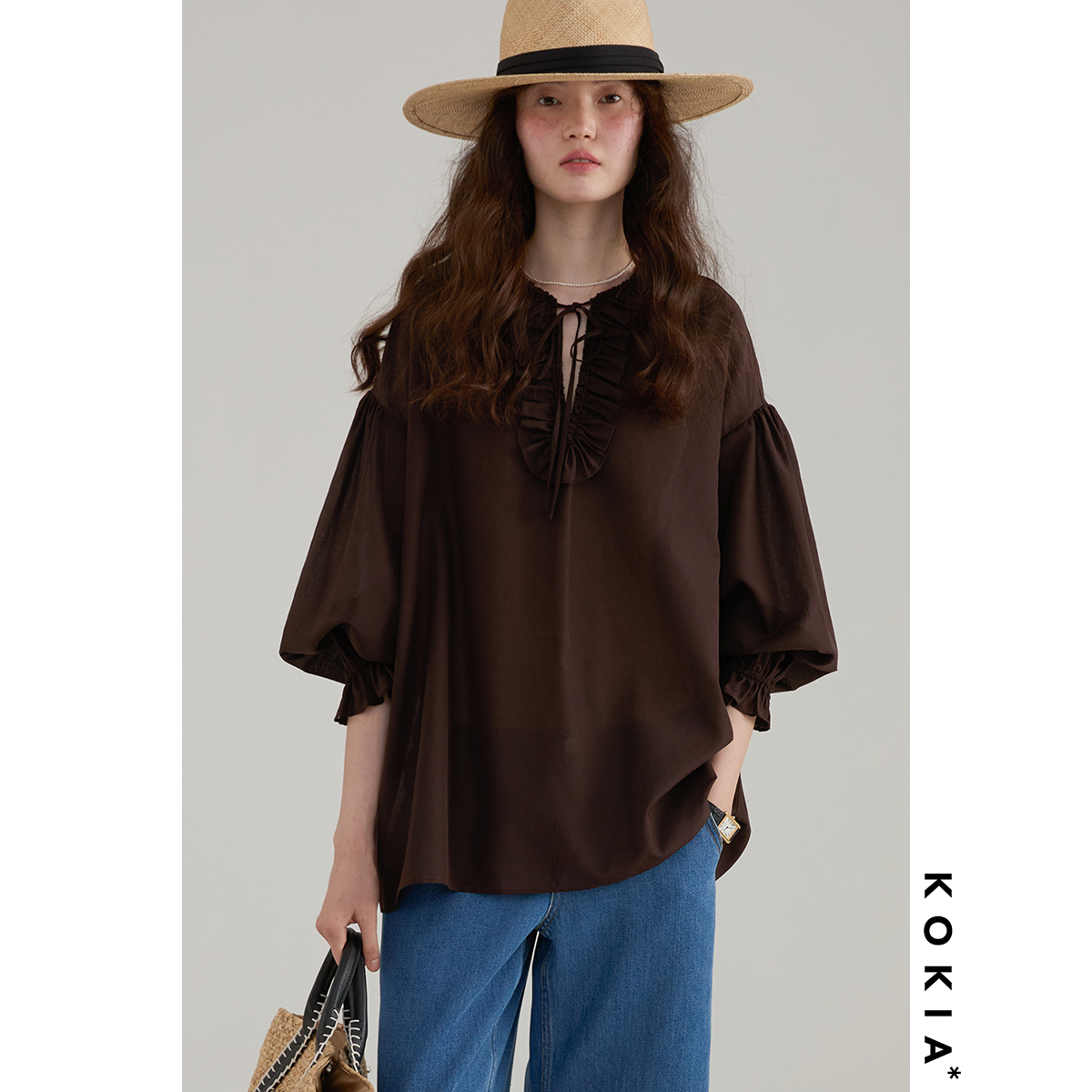 KOKIA古典羊腿袖荷叶V领衬衫