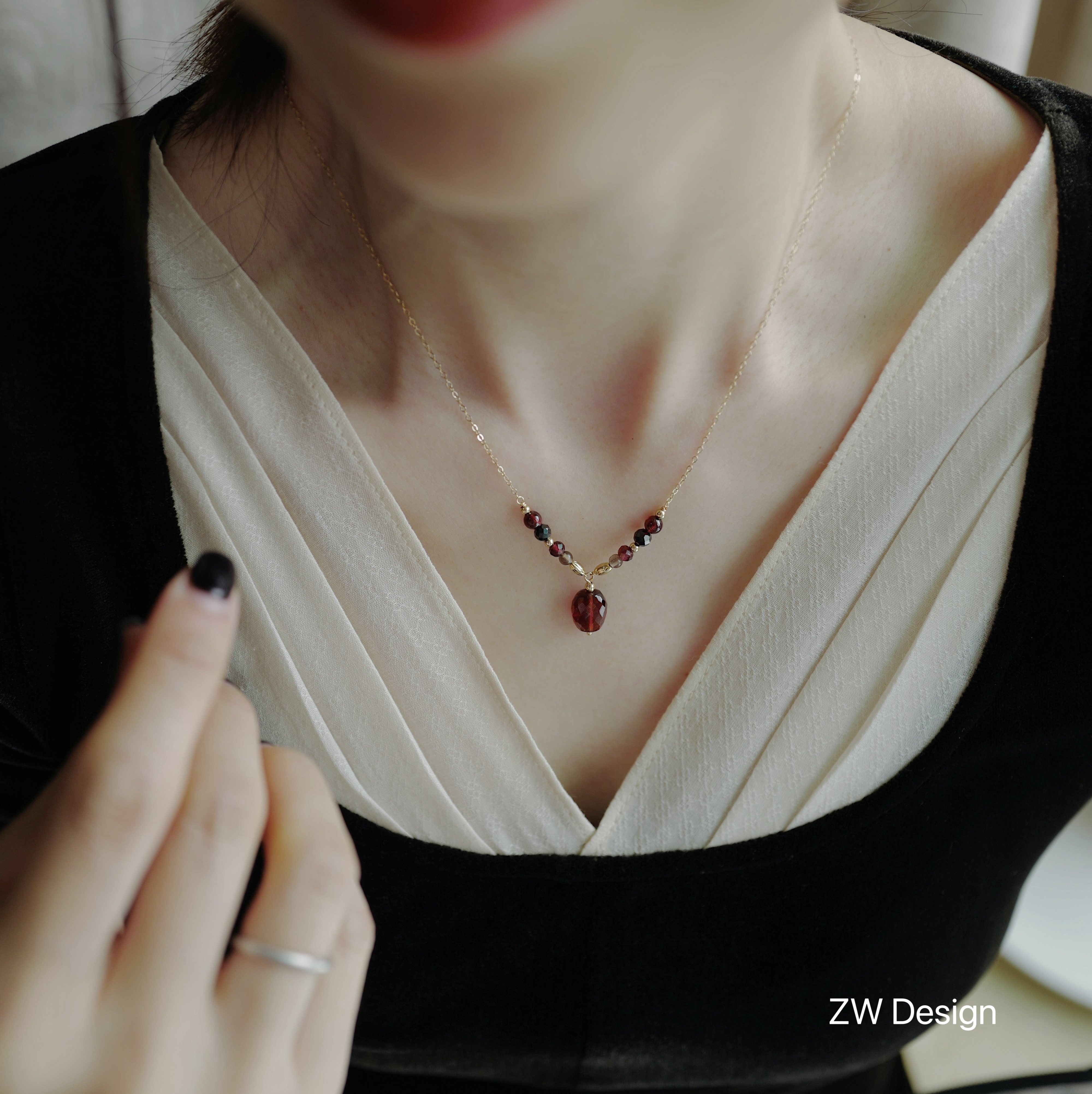 the red 显白酒红套装印度进口天然石榴石14k包金项链不掉色耳环