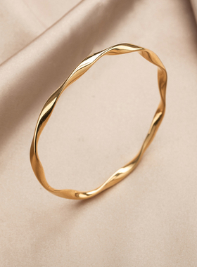 莫乌斯圆形手镯简约百搭