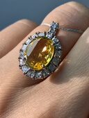 1xxxx亏本卖4.5克拉超大黄蓝宝钻石吊坠18K镶钻石1.2克拉 不到2万