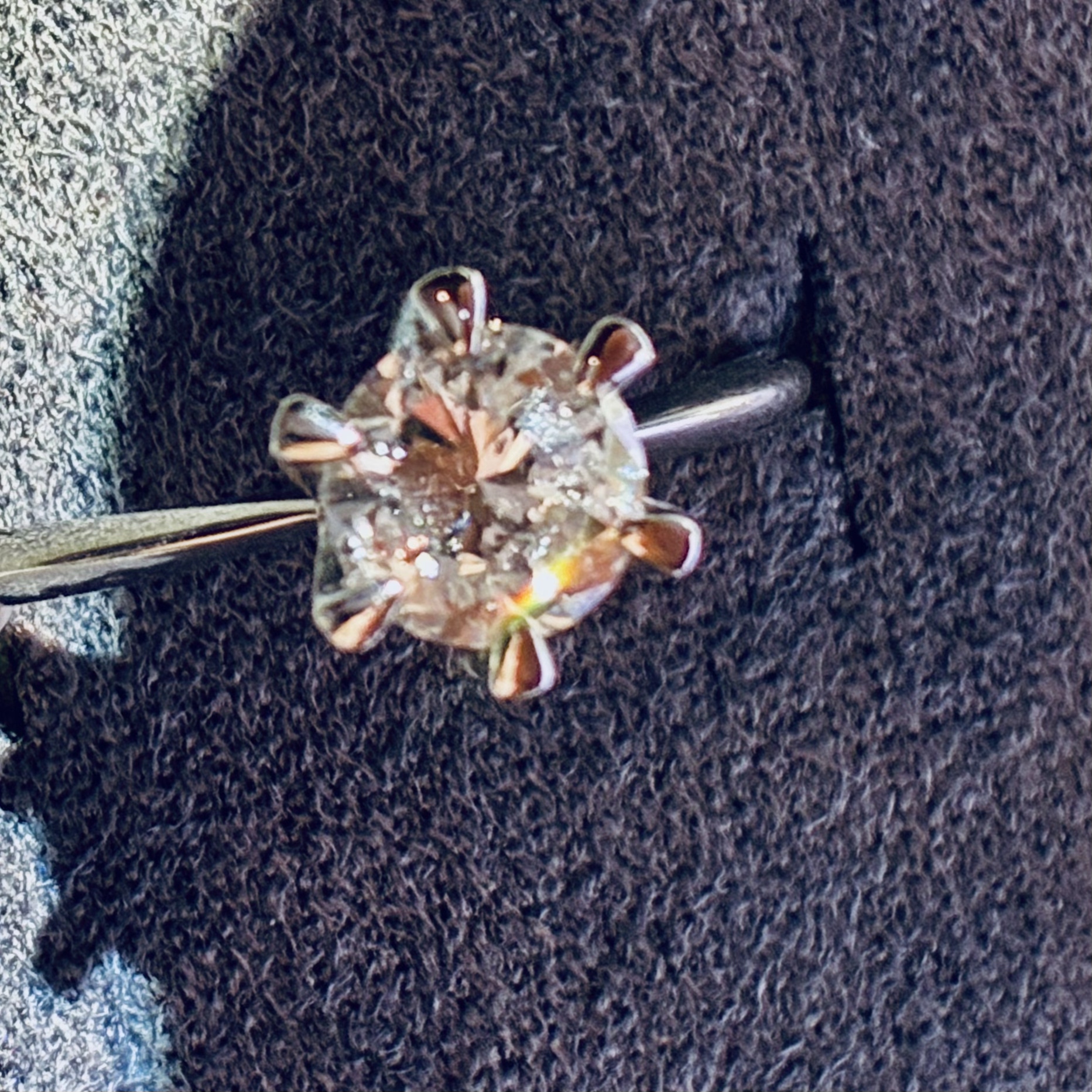 1万多大漏 日本珠宝展亏本卖的 1克拉H色天然钻石戒指Pt铂金