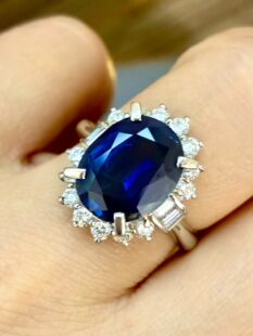 五位数大漏亏本卖7克拉皇家蓝 色标级皇家蓝宝石钻戒AIGS钻石87分