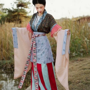 青泠谷原创汉唐风复原交领大袖 女传统国风神仙服 汉服套装