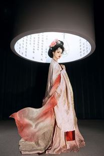 青泠谷原创桃花坞齐胸裙大袖衫套装