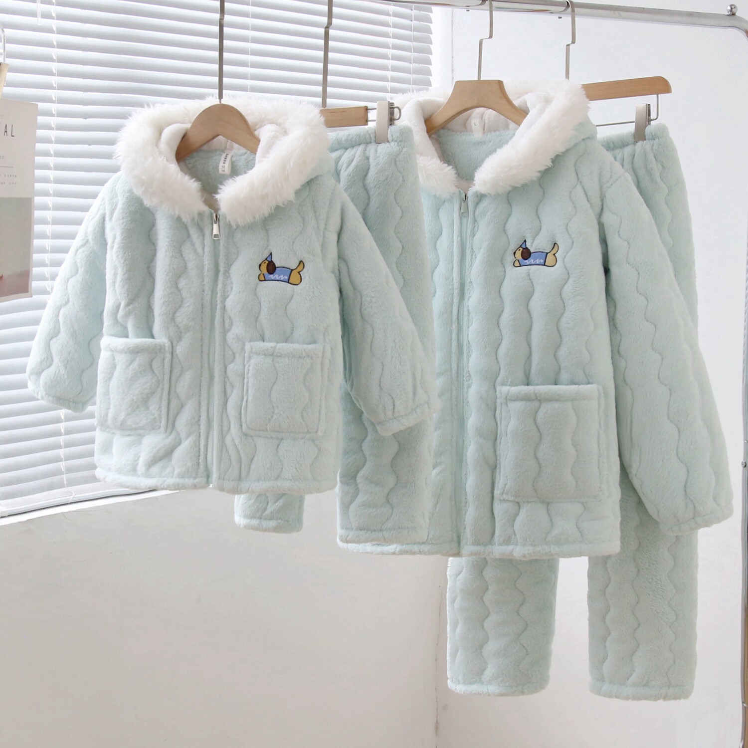 冬季毛绒绒带帽拉链女童加厚夹棉家居服套装小孩女孩宝宝外出休闲,童装/婴儿装/亲子装,家居服套装,淘宝优惠券,粉丝福利购,淘宝优惠卷