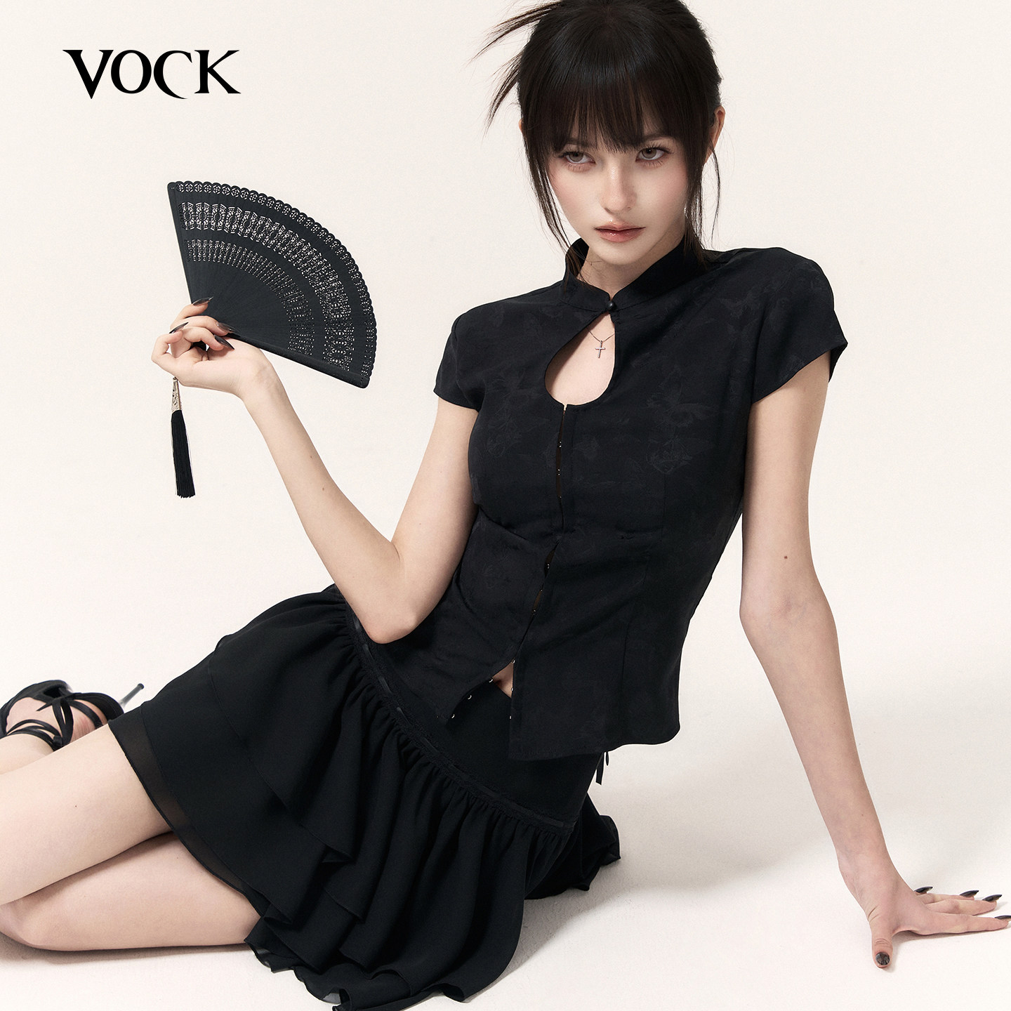 VOCK 迷雾蝶翼 新中式辣妹提花立领上衣不规则雪纺半裙子两件套装图片