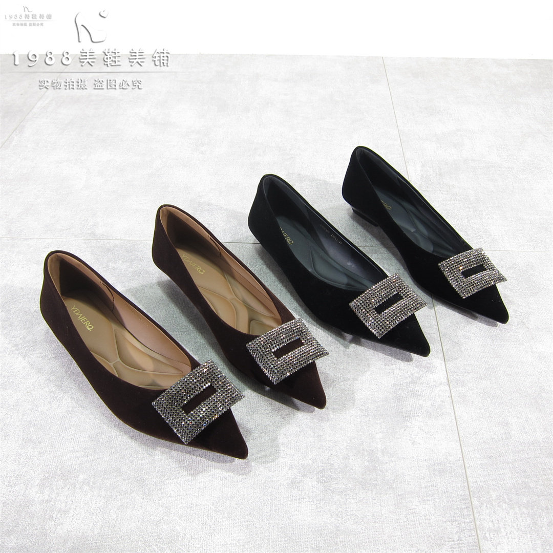 超好看金丝绒水钻方扣平跟单鞋女2026春季新款尖头浅口瓢鞋配裙子,女鞋,浅口单鞋,淘宝优惠券,粉丝福利购,淘宝优惠卷
