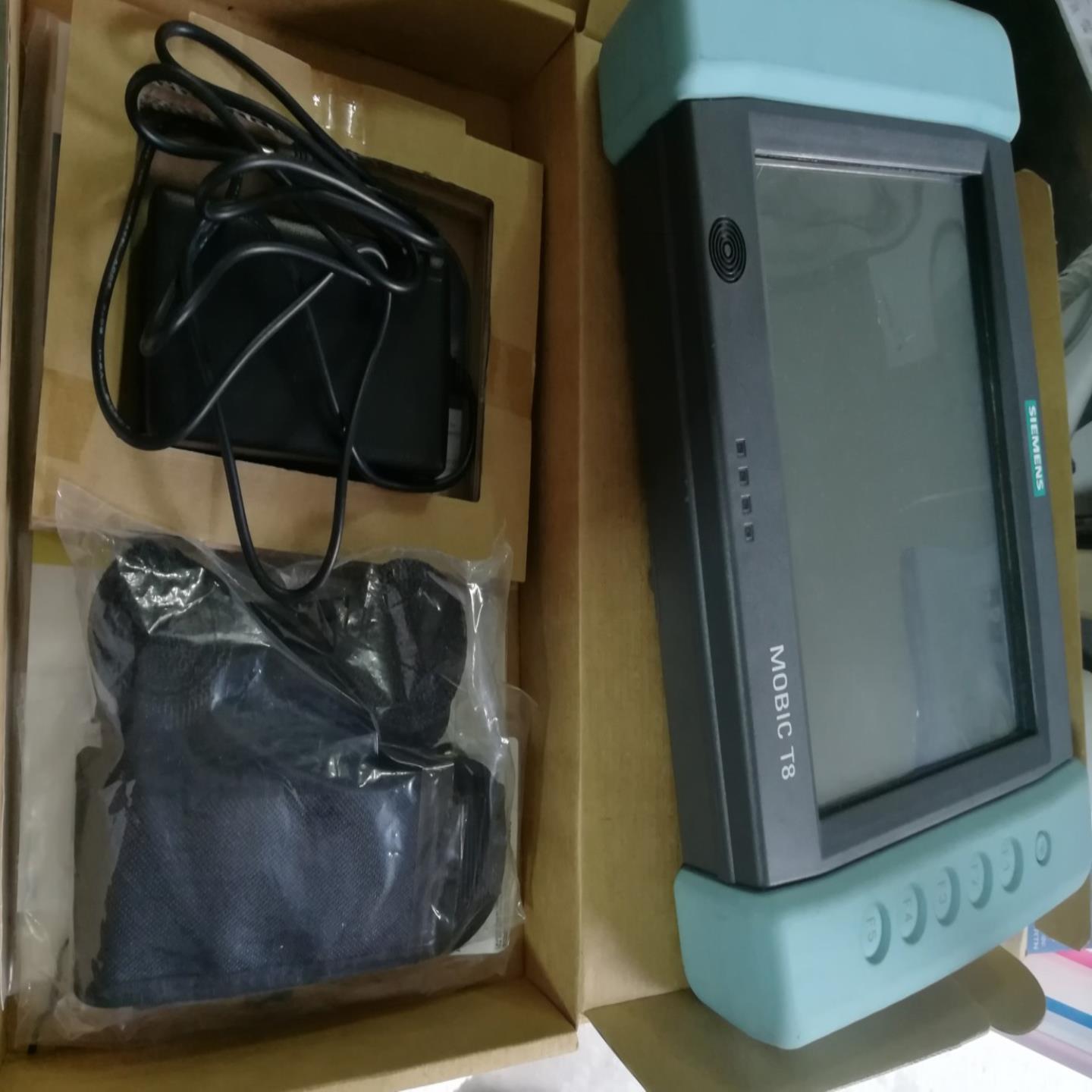MOBIC T86GK1610-0TA01  西门子工业控制触摸屏
