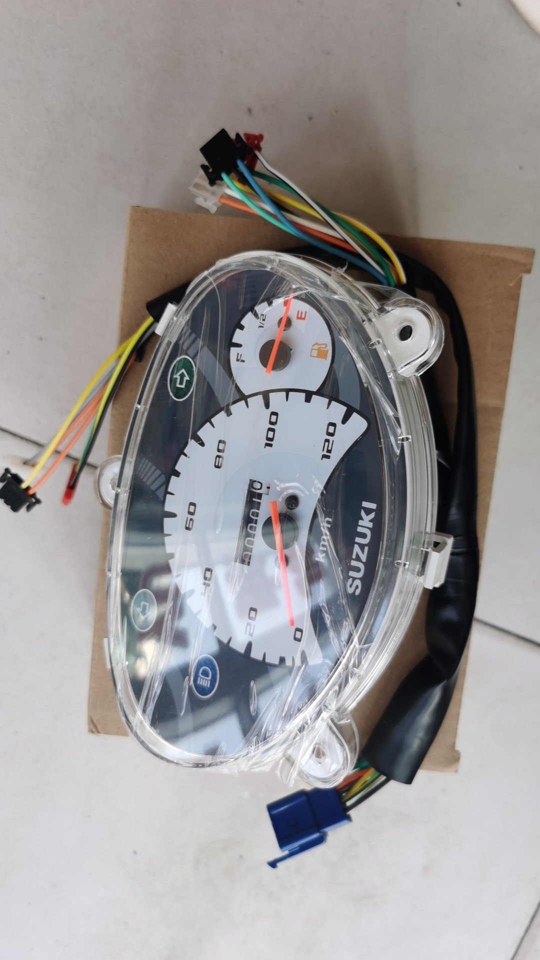 轻骑铃木摩托车韵彩qs100t丽彩qs125t仪表总成里程表速度表