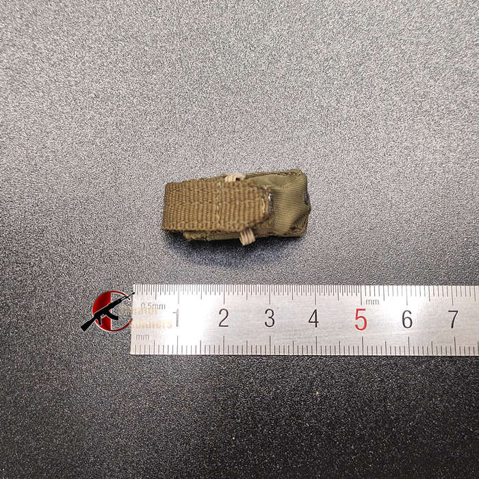 清仓 1/6比例 兵人 SS 绿色 电台包 模型  现货图片