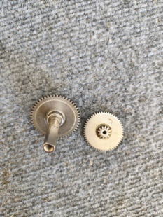 7字型555减速电机使用齿轮两个一套