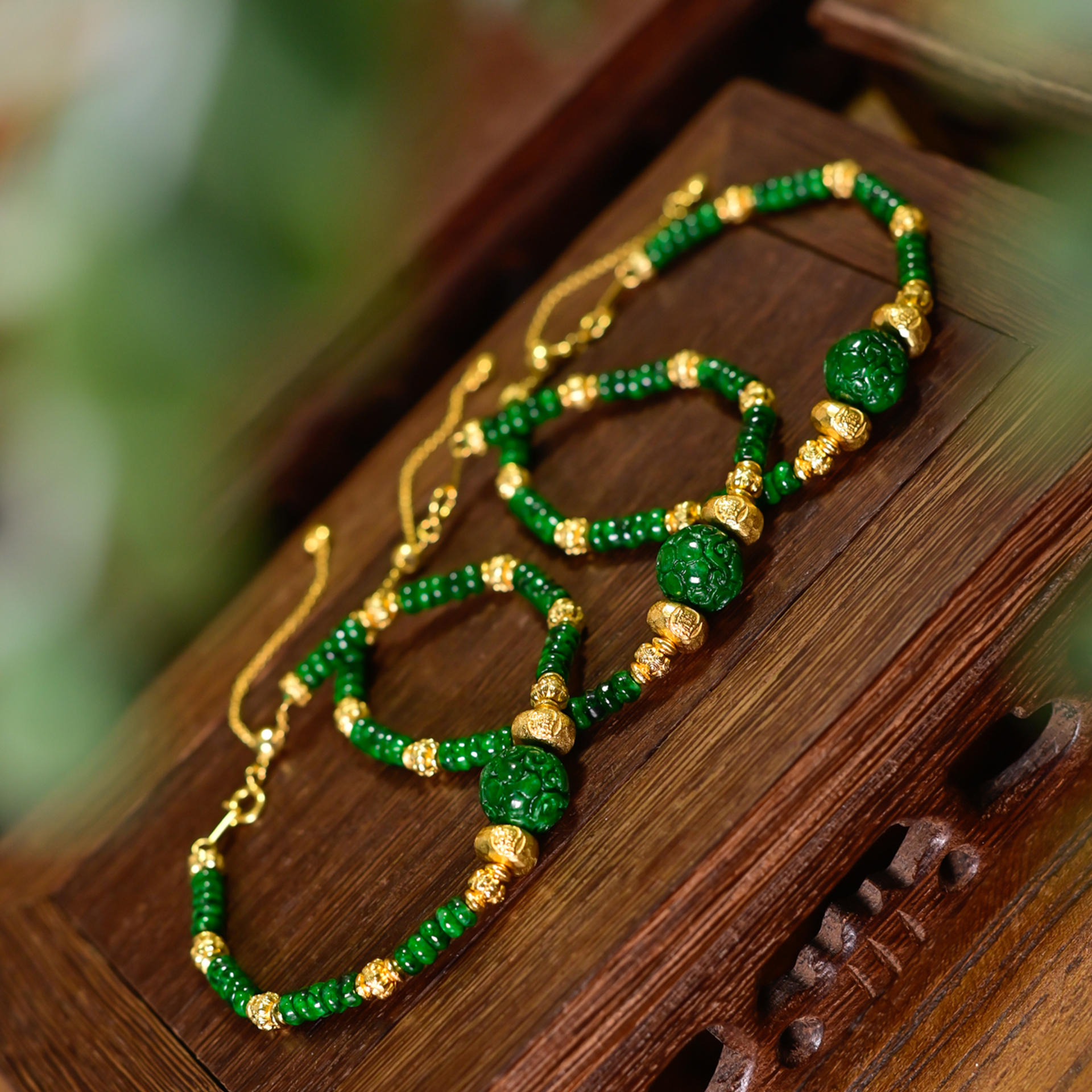 PIPISHOP 天然A货干青翡翠雕花绣球圆珠算盘珠925银镀金单圈手链