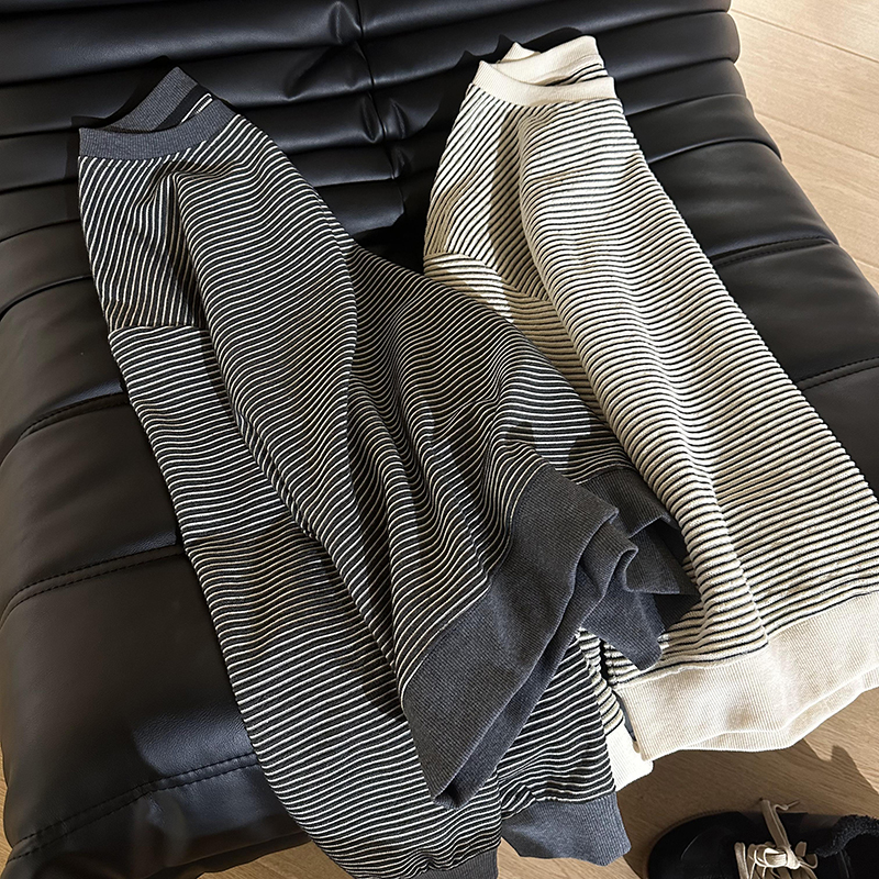 薄款宽松棉质慵懒风提花肌理卫衣