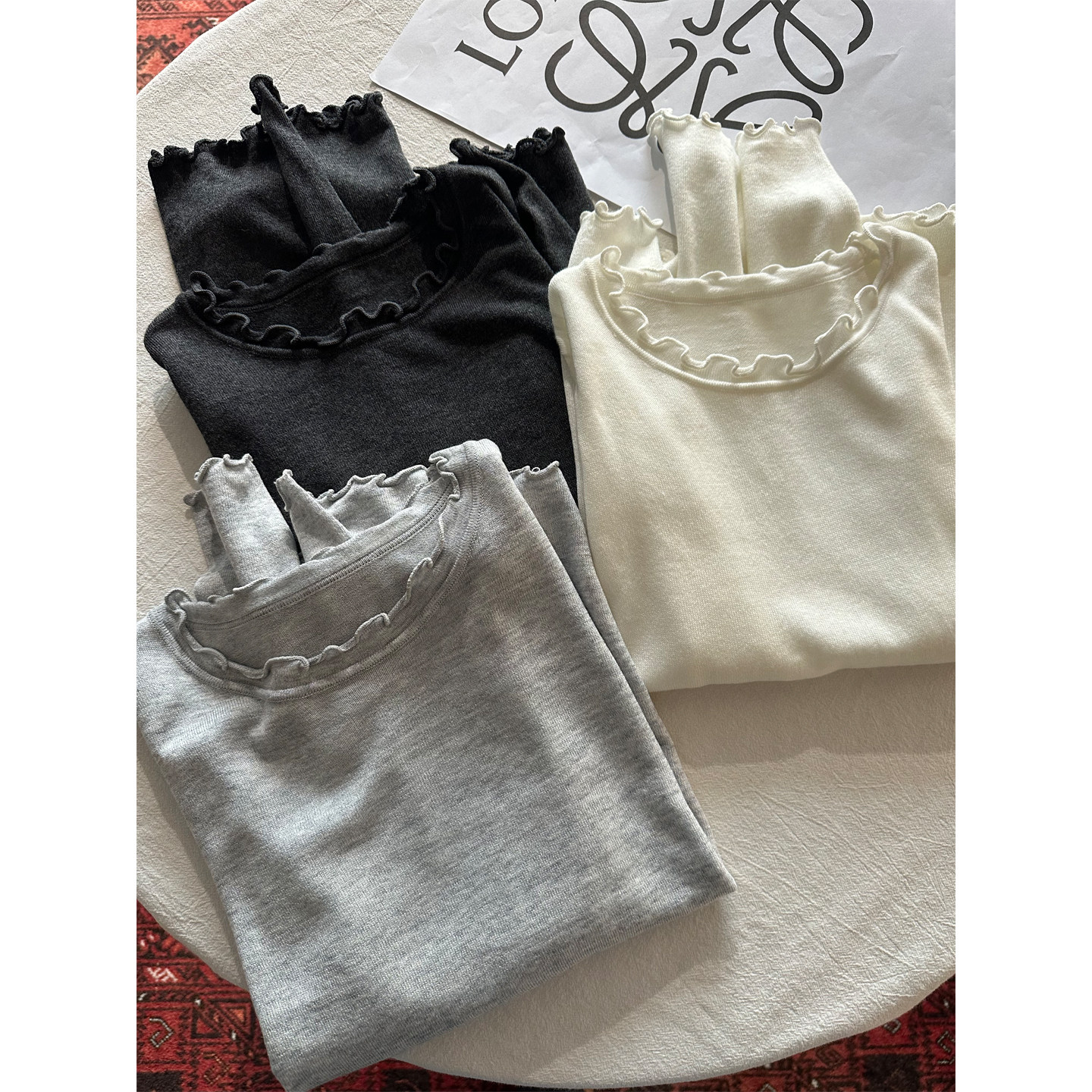 圆领木耳边打底衫女2026早春新款高级感内搭毛衣洋气显瘦长袖上衣,女装/女士精品,毛针织衫,淘宝优惠券,粉丝福利购,淘宝优惠卷