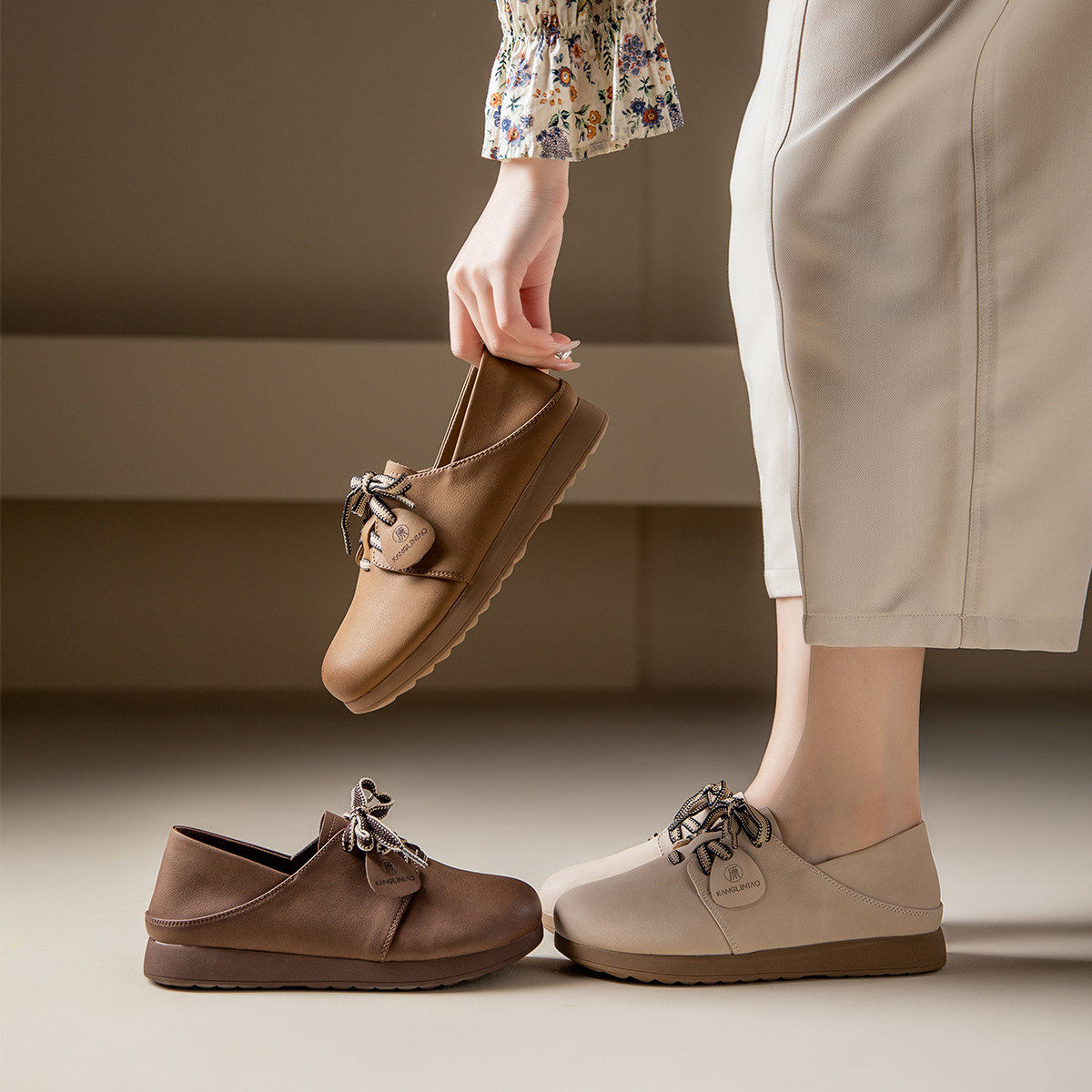 [明星同款]真皮软底妈妈鞋单鞋平底超软舒适中年皮鞋日常防滑女鞋,女鞋,深口单鞋,淘宝优惠券,粉丝福利购,淘宝优惠卷