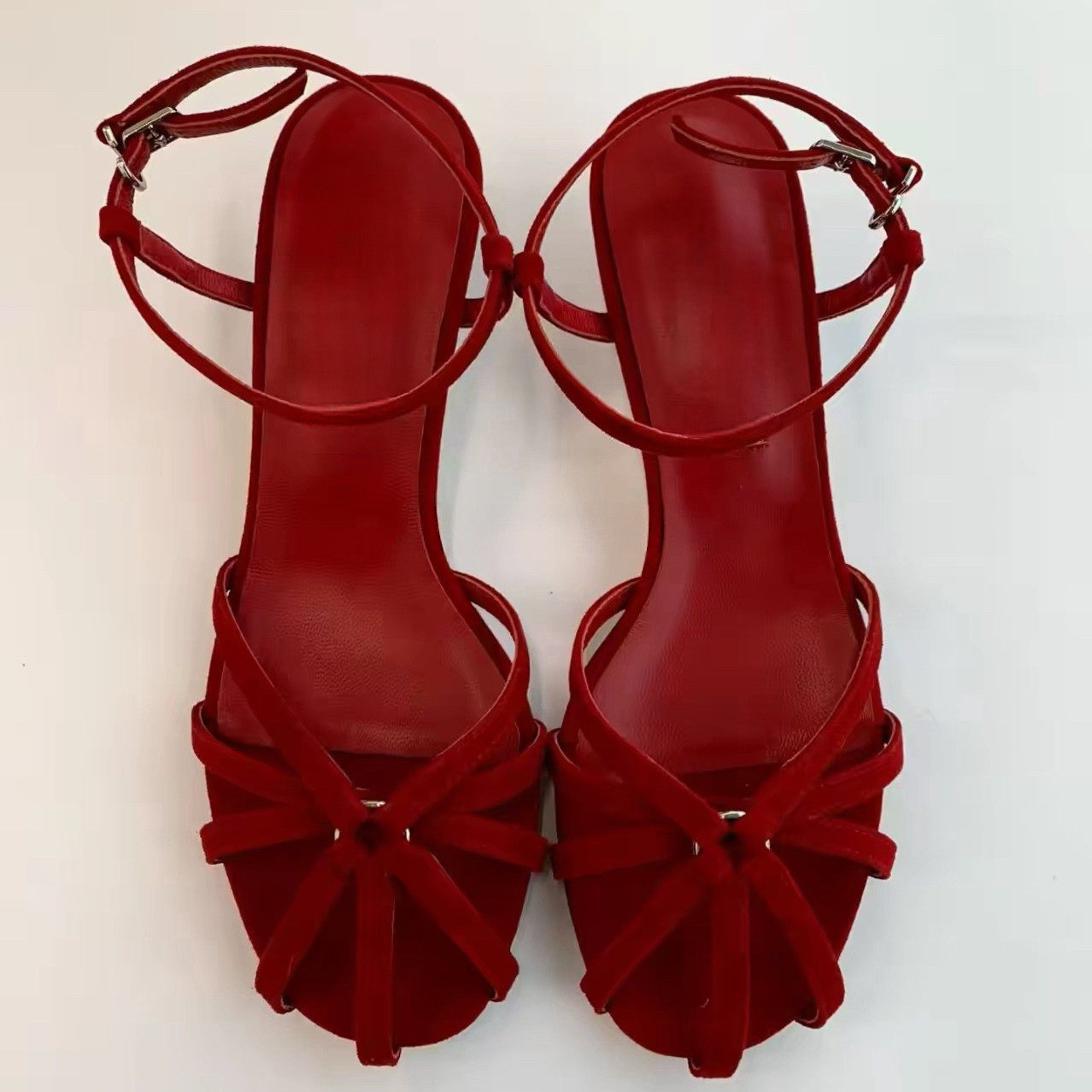 [明星同款]【九度品质女鞋】2026年新款韩版圆头细跟高跟鞋气质法