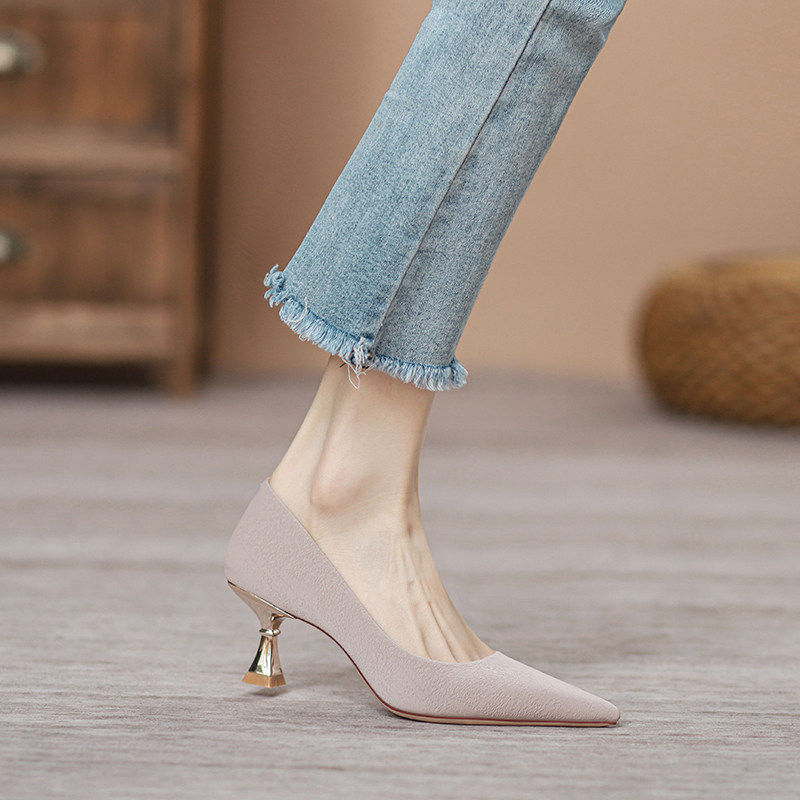 [明星同款]2024新款春季职业小高跟鞋女尖头细跟法式工作鞋女裸色,女鞋,浅口单鞋,淘宝优惠券,粉丝福利购,淘宝优惠卷