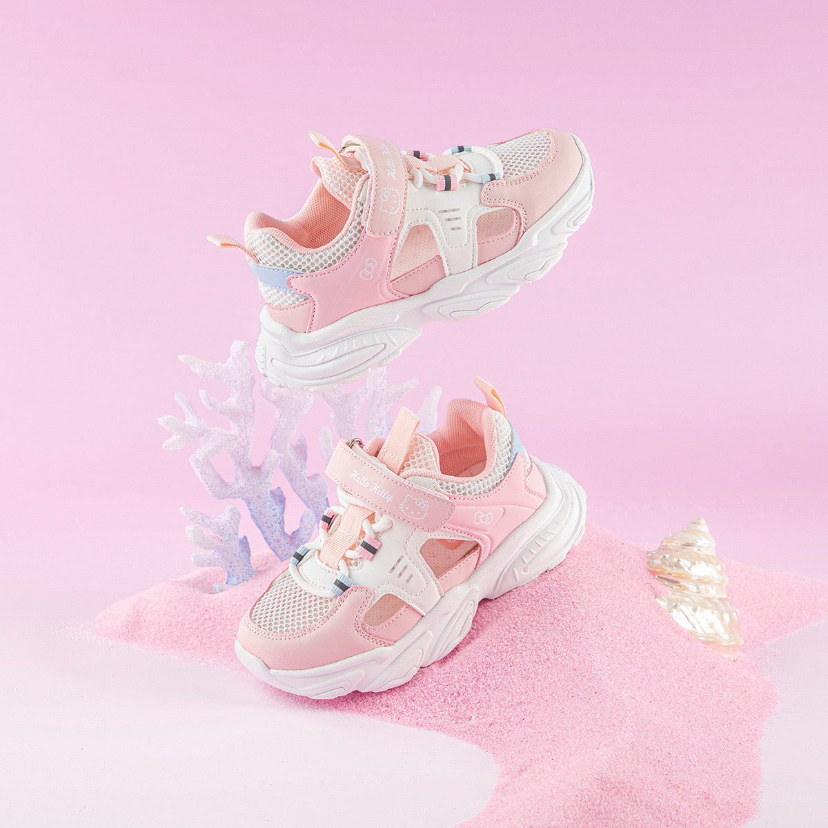 凯蒂猫女童镂空透气运动鞋2026春夏新款单网百搭中大童跑步休闲鞋