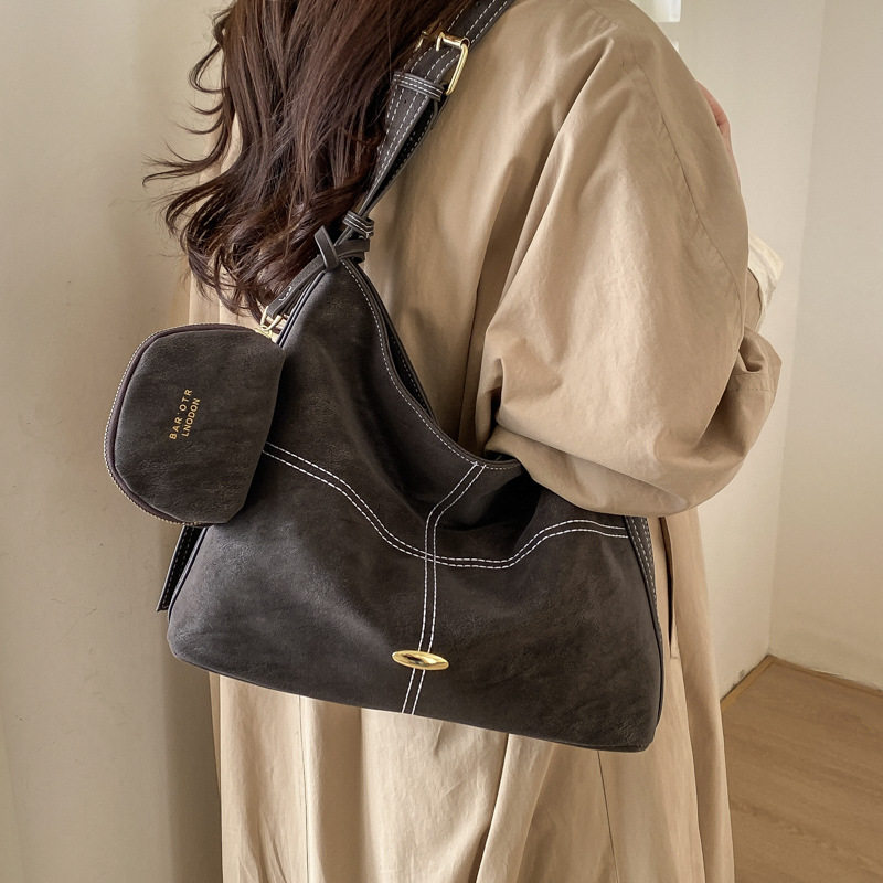 百搭包包大容量女上班通勤2026新款复古女士单肩斜挎包休闲腋下包