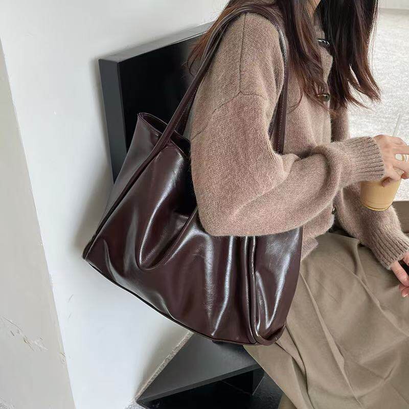 跨境韩版女包新款手提大托特包小众百搭大容量单肩休闲水桶包背包