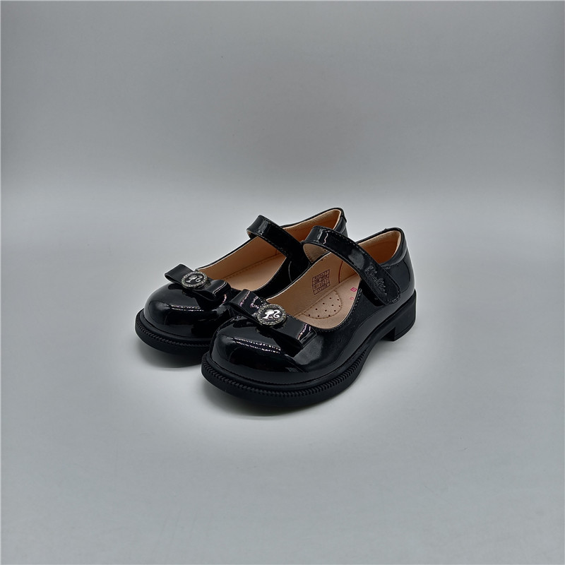 百丽四季女童蝴蝶结专柜正品皮鞋