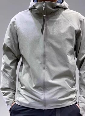 茑飞禽上万休闲系列！男士高端户外防风防水连帽夹克冲锋衣外套潮