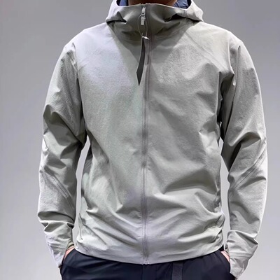 茑飞禽上万休闲系列！男士高端户外防风防水连帽夹克冲锋衣外套潮