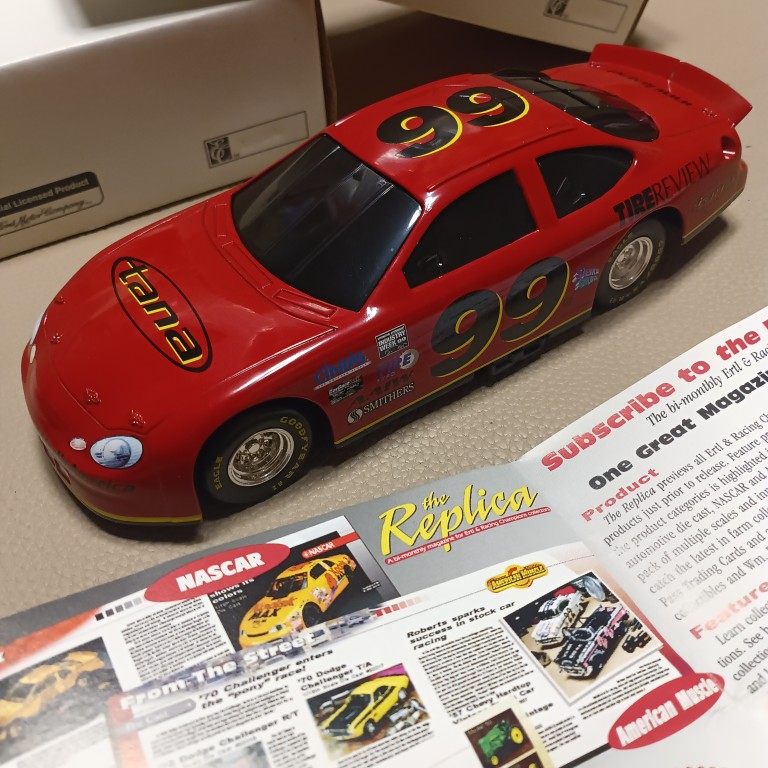 全新收藏级古董合金老爷车1:24比例1999年制造全新收藏车包邮