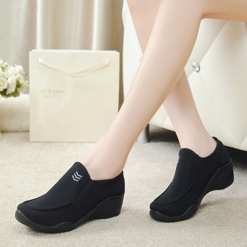 老北京布鞋春秋新款纯色女单鞋