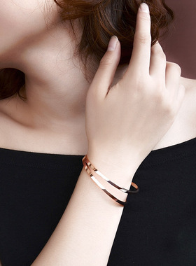 夏季欧美风大牌同款简约钛钢手镯