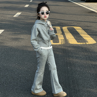 女童春季套装2025新款洋气时髦儿童韩系穿搭中大童高级感休闲春装