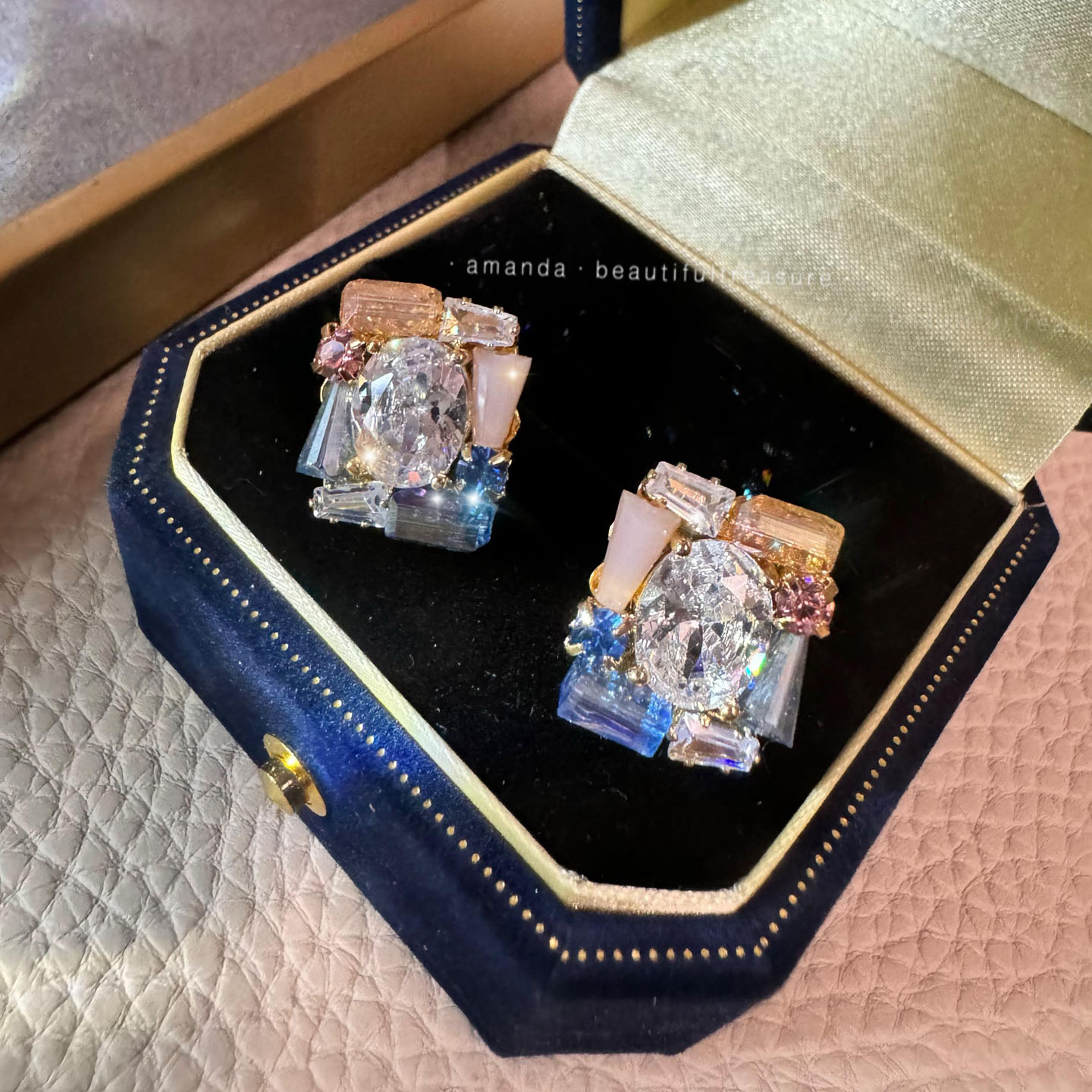 清新蓝色水晶闪钻小巧气质耳钉复古法式甜美高级感银针耳环耳饰女