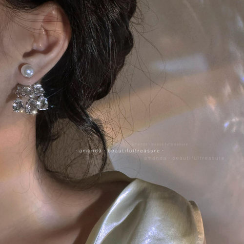 一款两戴珍珠耳钉轻奢小众设计感