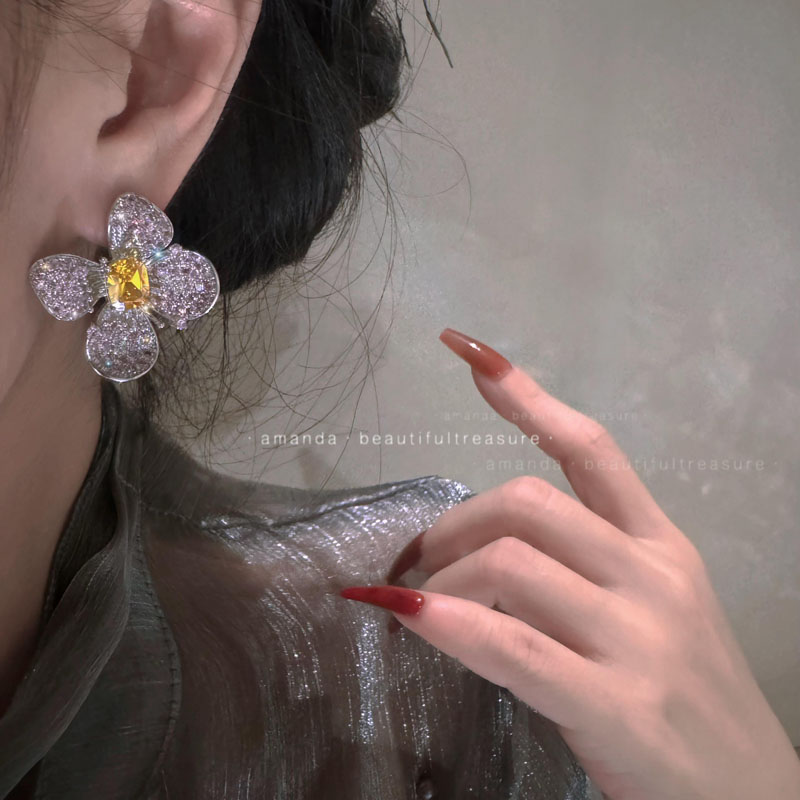 微镶满钻轻奢发式女耳钉