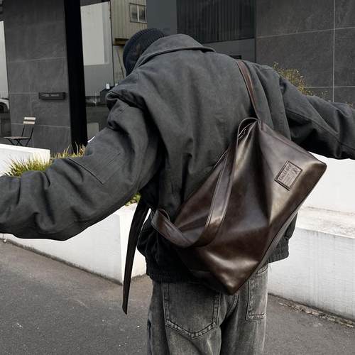 通勤休闲包单肩斜挎包手提