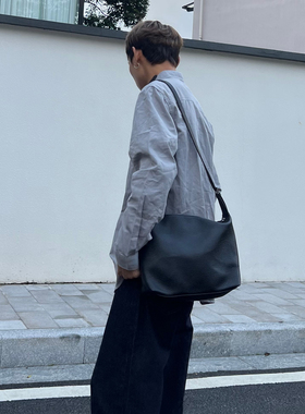 YUEN设计款ins复古单肩斜挎大容量腋下手提托特包男女hobo软皮潮