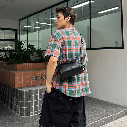 YUEN设计款ins腋下hobo复古单肩斜挎时髦枕头pu小包皮质男女潮牌