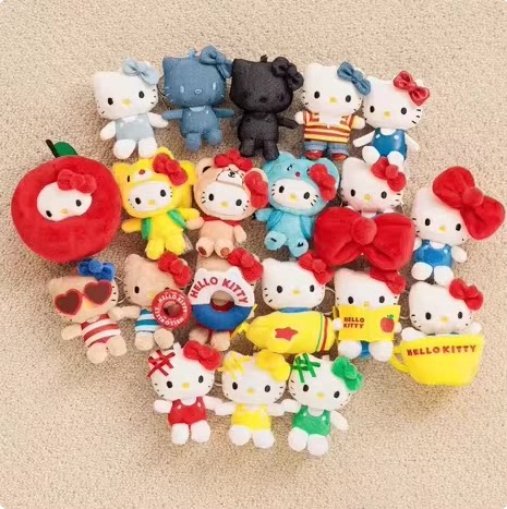 国内现货 日本三丽鸥Kitty & LOWRYS FARM联名ST小号毛绒挂件