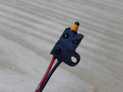 类似于ASQM11620 绿松石小微型微动开关防水防尘常闭型门锁开关