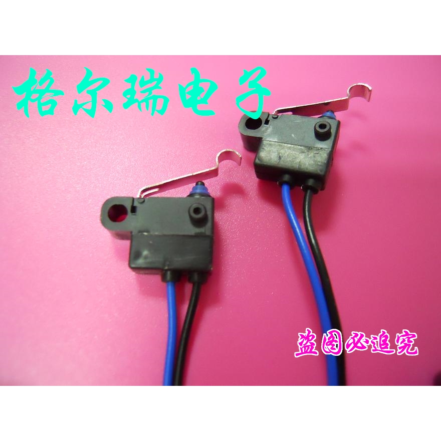 供原装欧姆龙D2HW-C273M 车载门锁微动开关 弯杆小型防水开关常开
