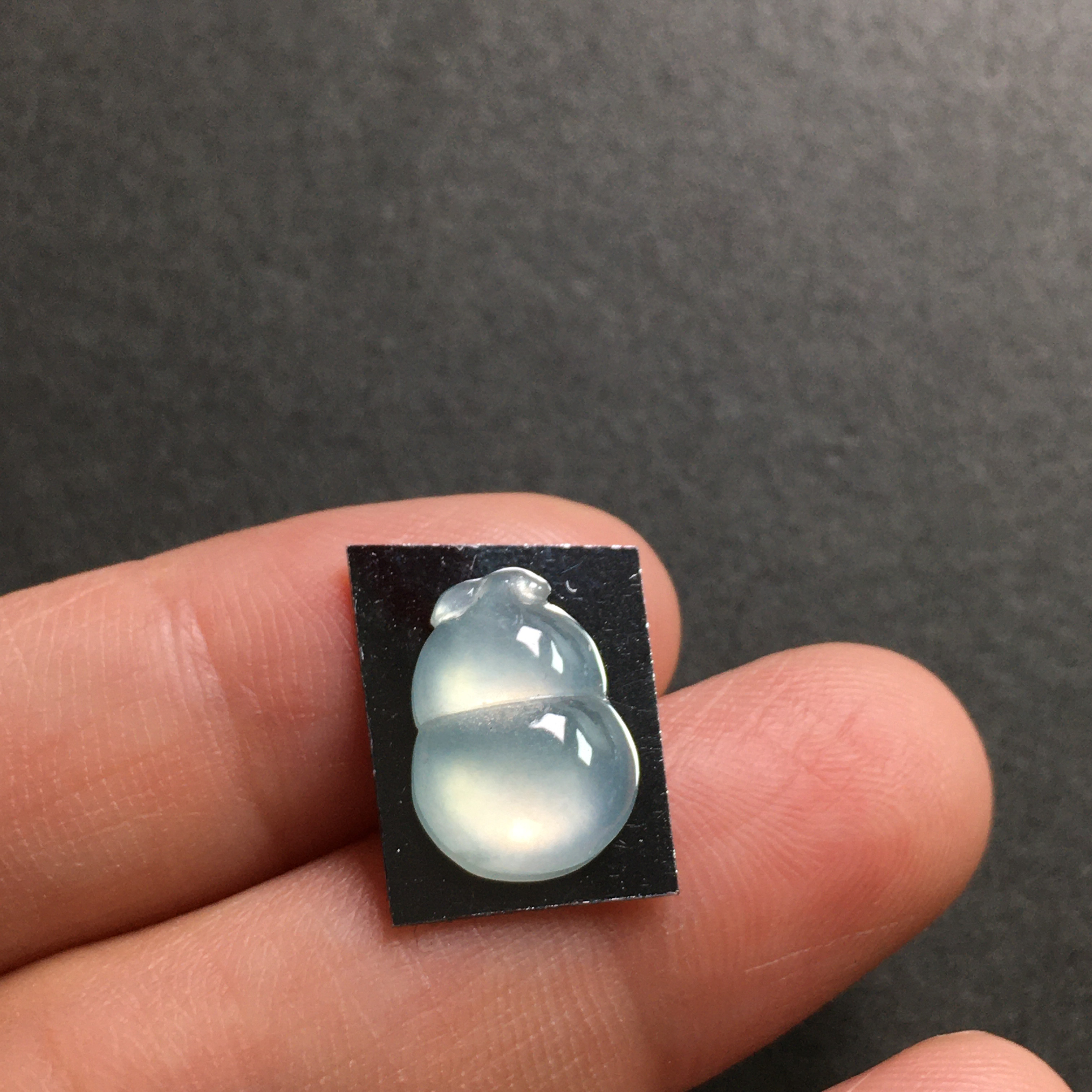 缅甸翡翠高冰葫芦吊坠手链戒指图片
